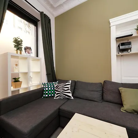 Staywell - Urban X-berg Grand Loft Apartment Berlin